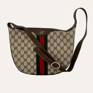Gucci GG Supreme Sherry Shoulder Bag